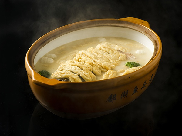 雄鱼头烧豆腐